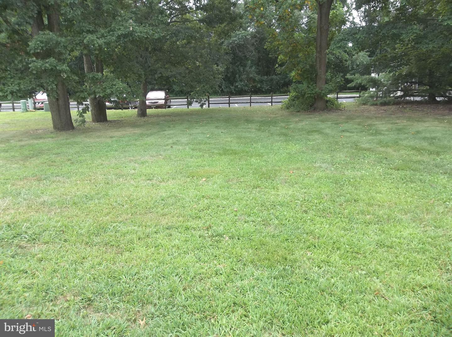 Property Photo: 1137 Tristram Circle 1137 NJ 08051