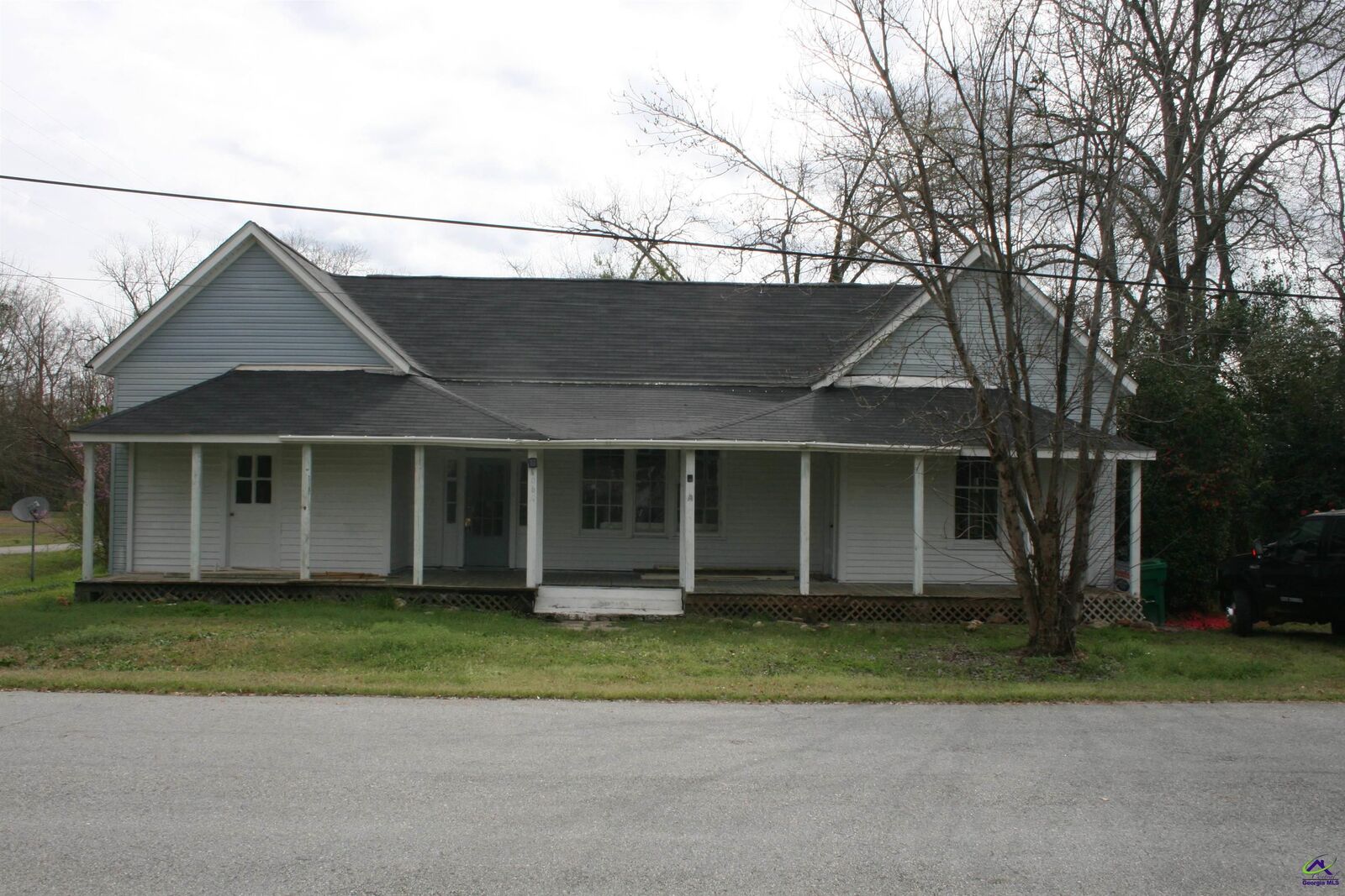 Property Photo:  406 Third Street  GA 31025 