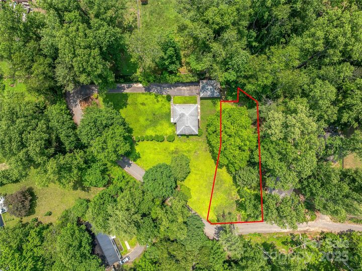 99999 W Skyland Circle 2  Asheville NC 28804 photo