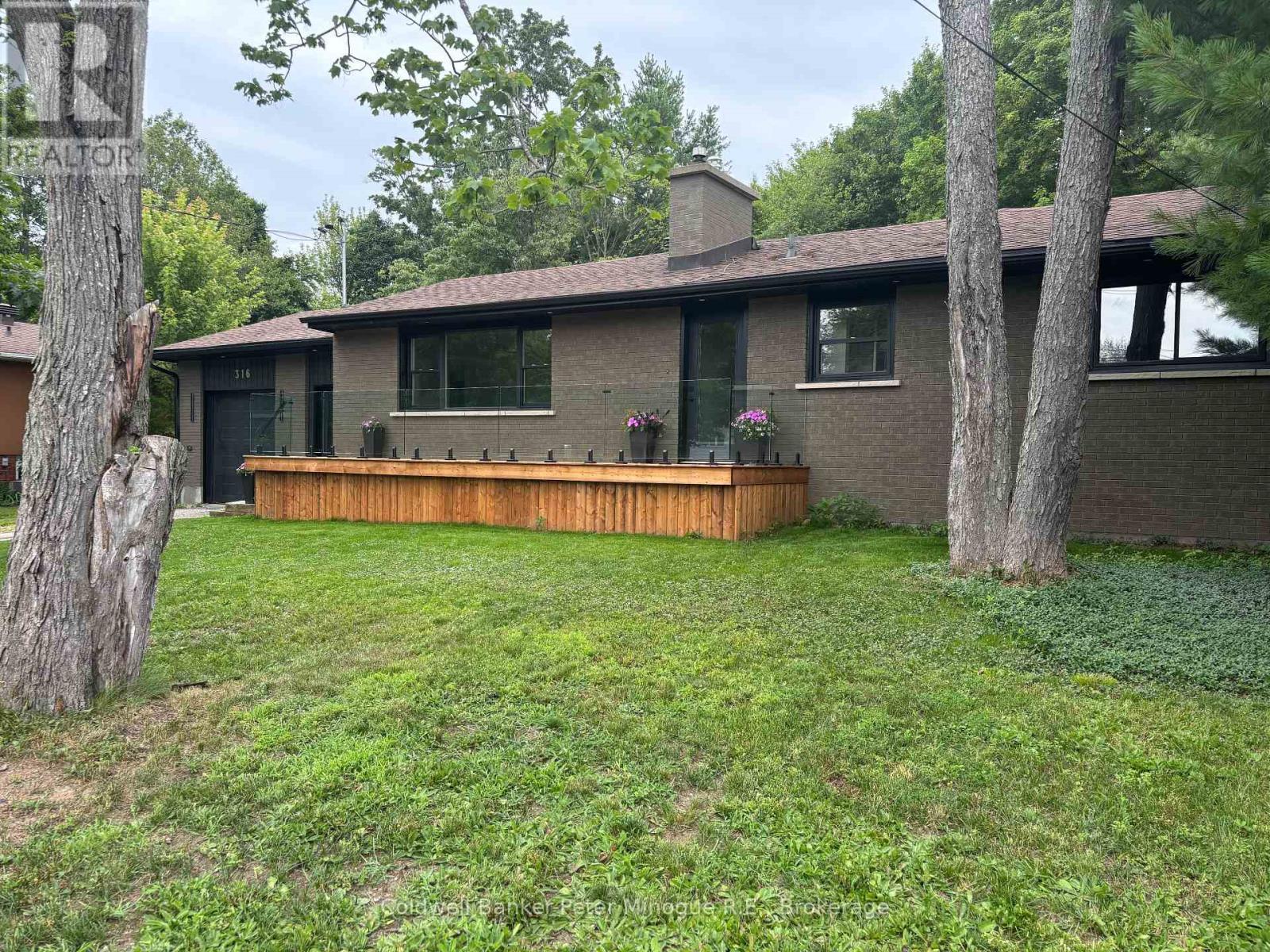 Property Photo:  316 Greenhill Avenue  ON P1C 1J4 