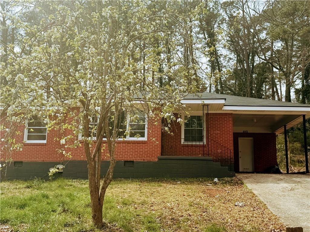 Property Photo: 2143 Rhinehill Road SE GA 30315