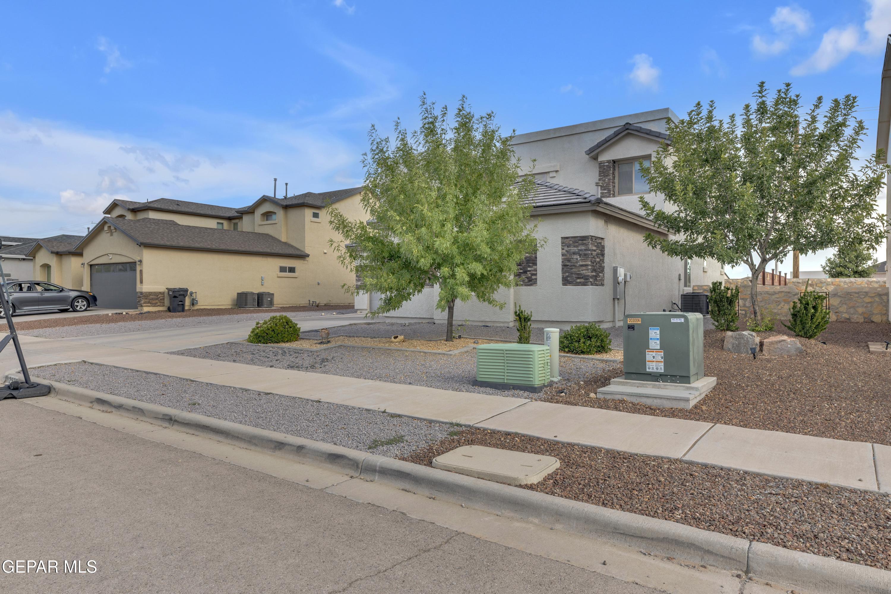 Property Photo: 12526 Breeder Cup Way TX 79928