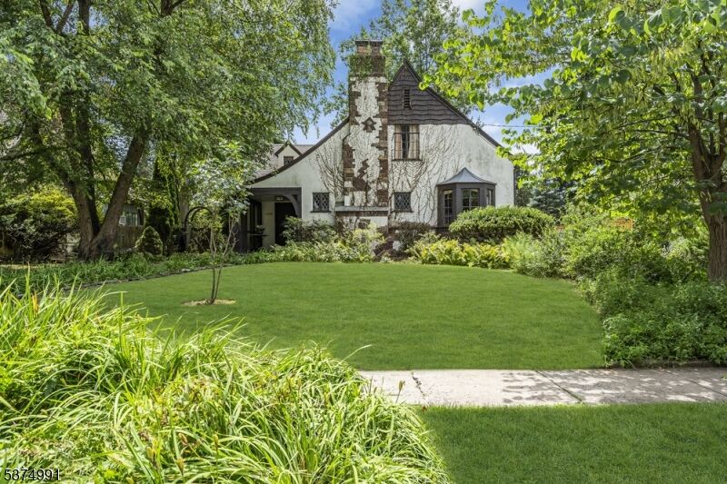 Property Photo:  1404 Martine Ave  NJ 07060 