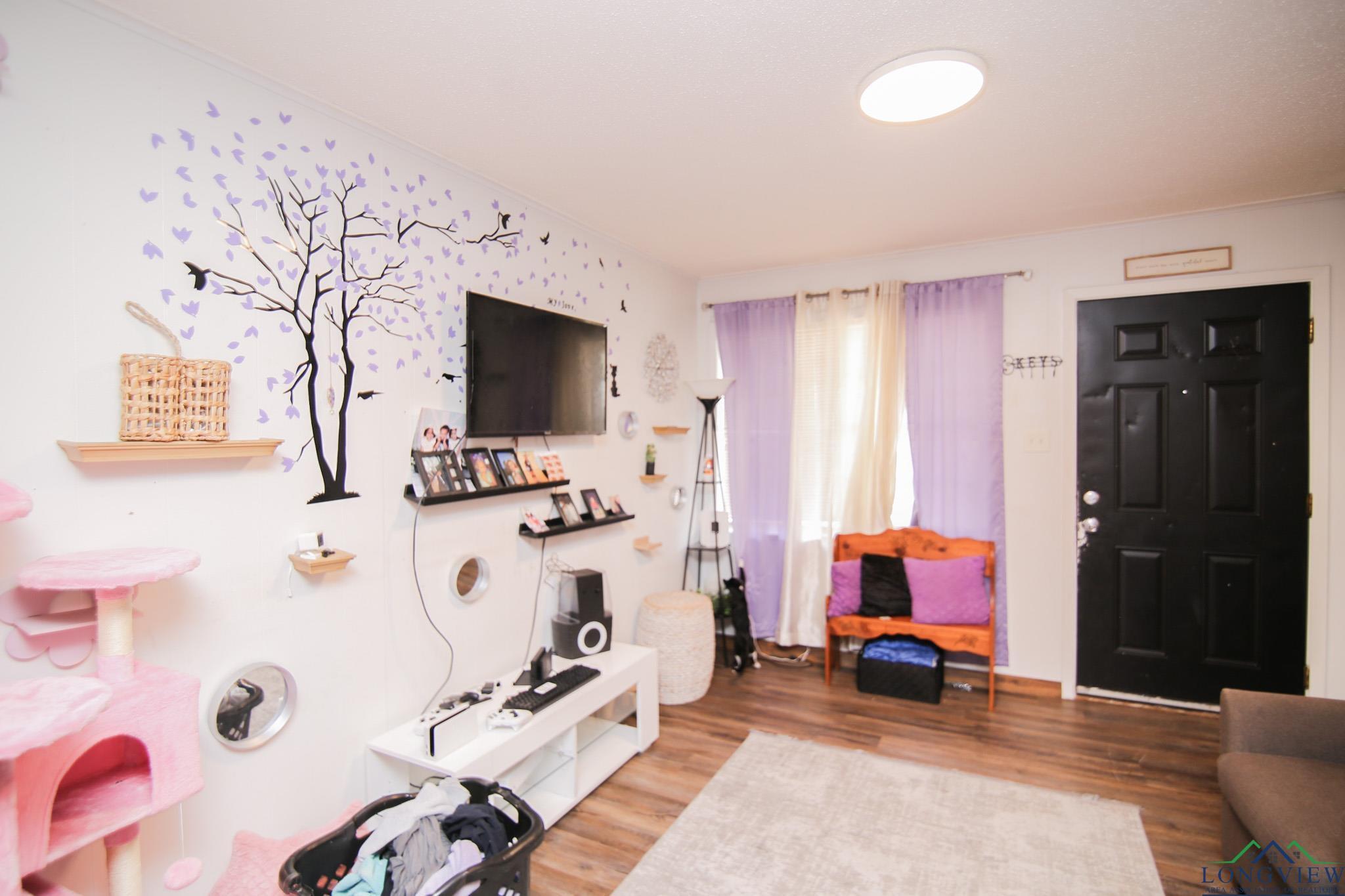 Property Photo:  606 Rockwood Ln  TX 75604 