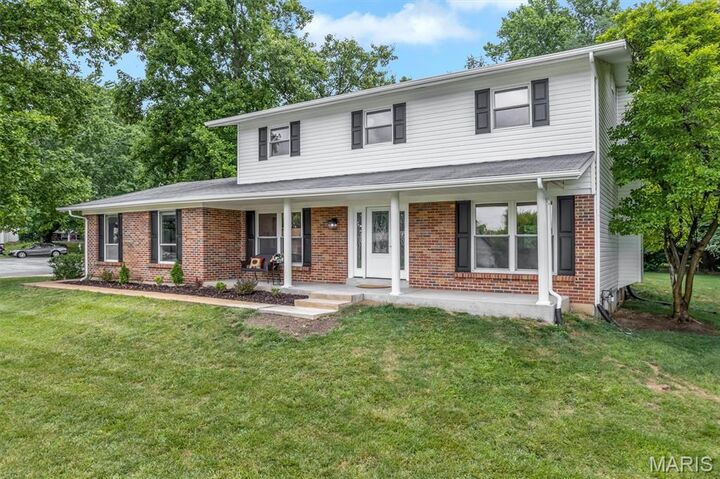 Property Photo: 5 Rebecca Court MO 63301