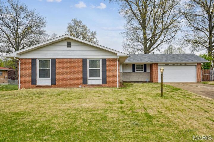 Property Photo:  11562 Rock Hampton Drive  MO 63138 