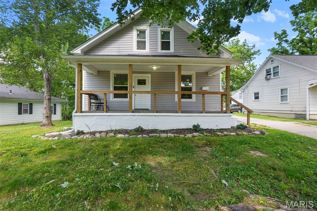 Property Photo: 1210 Perryville Road MO 63701