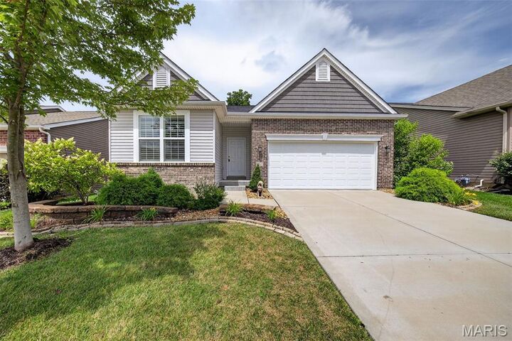 Property Photo:  412 Wilmer Meadow Drive  MO 63385 
