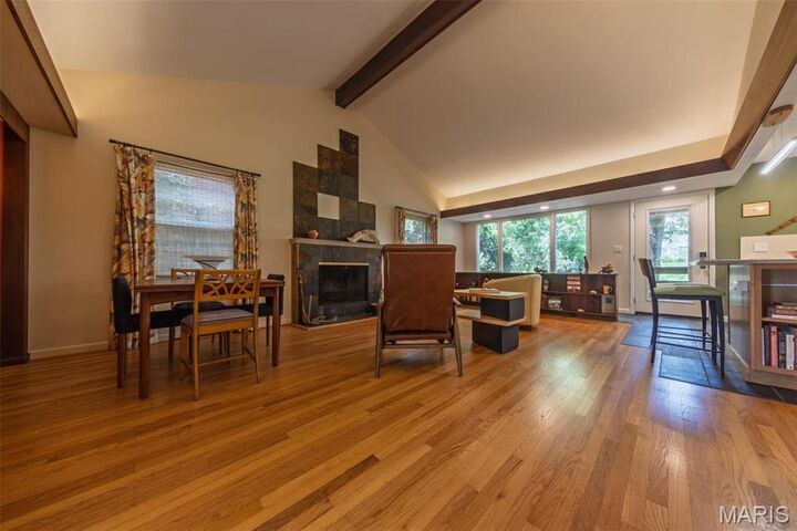 Property Photo:  987 Dwyer Avenue  MO 63122 