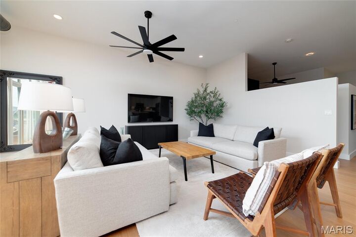 Property Photo:  630 Emerson Road 403  MO 63141 