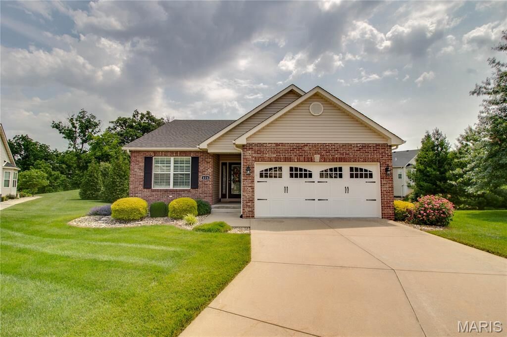 Property Photo:  426 Vancroft Place  IL 62269 