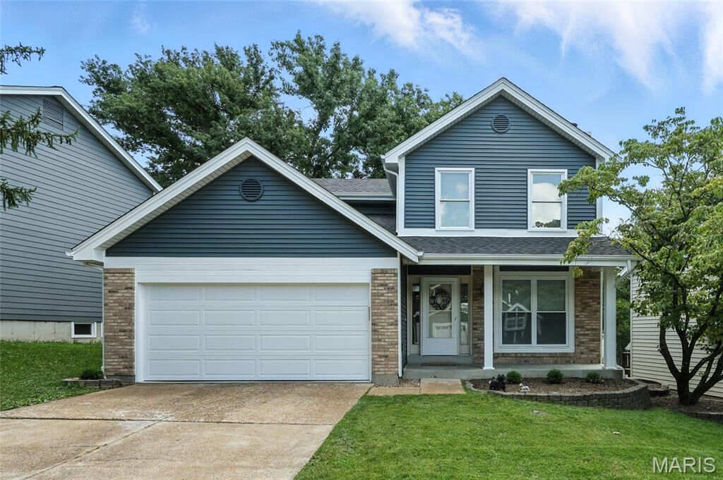 Property Photo:  810 Ginger Wood Court  MO 63021 