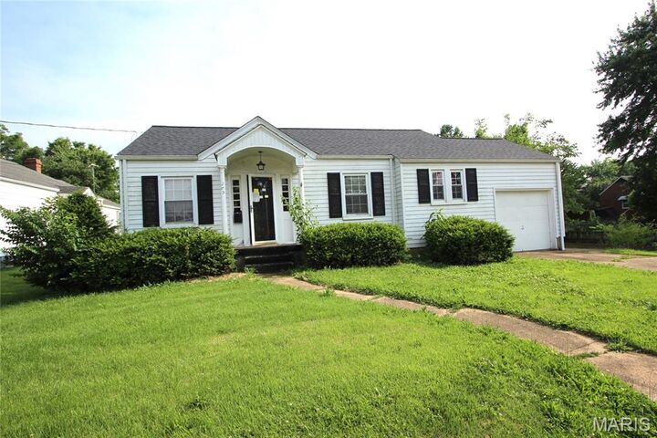 Property Photo: 205 Deguire MO 63645