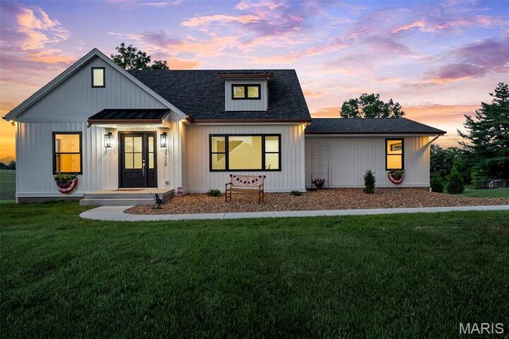 Property Photo:  1716 Pottery Road  MO 63090