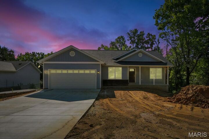 Property Photo: 211 Easy Street MO 63020