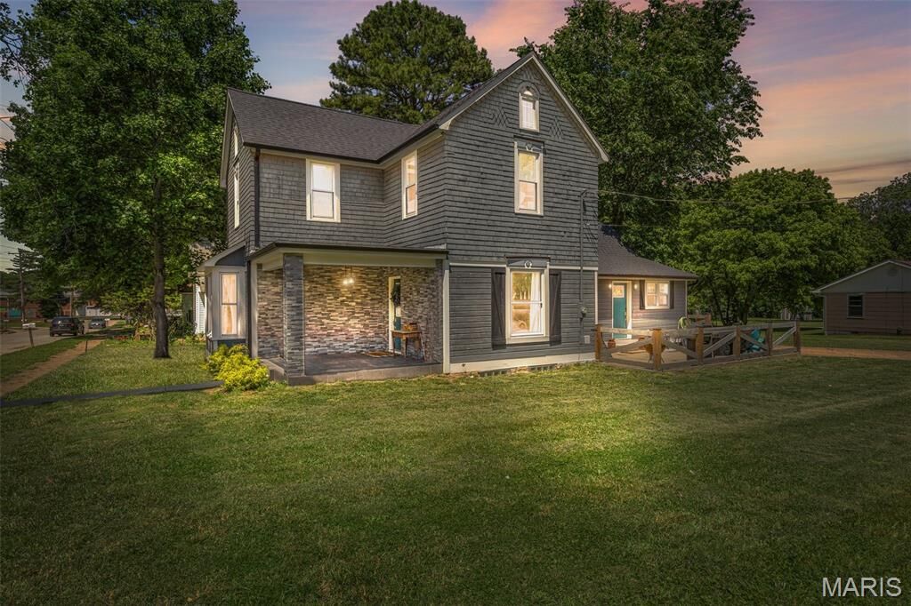 Property Photo:  502 N Jackson Street  MO 63640 