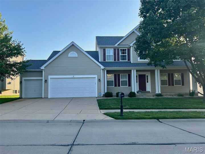 18 Fountainview Drive  St Charles MO 63303 photo