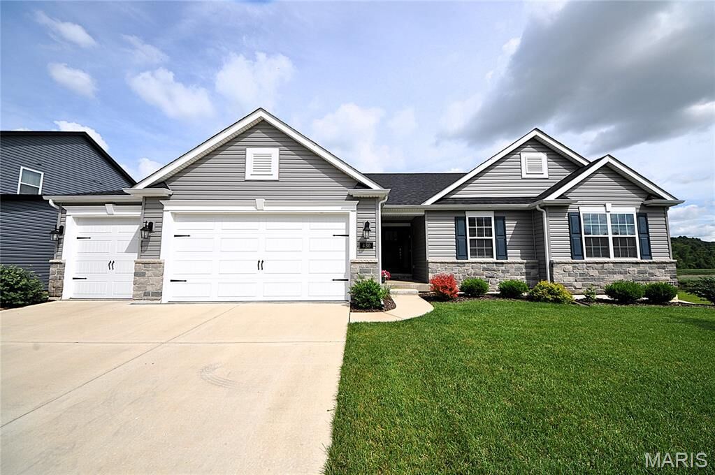 Property Photo:  430 Mossy Brook Drive  MO 63366 