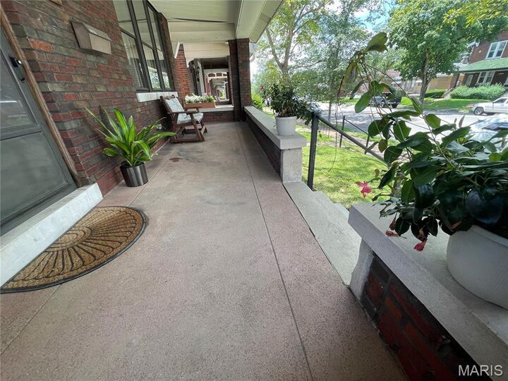 Property Photo:  5206 S Grand Boulevard  MO 63111 
