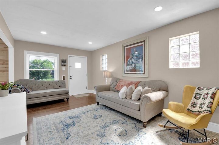 Property Photo:  5660 Pernod Avenue  MO 63139 