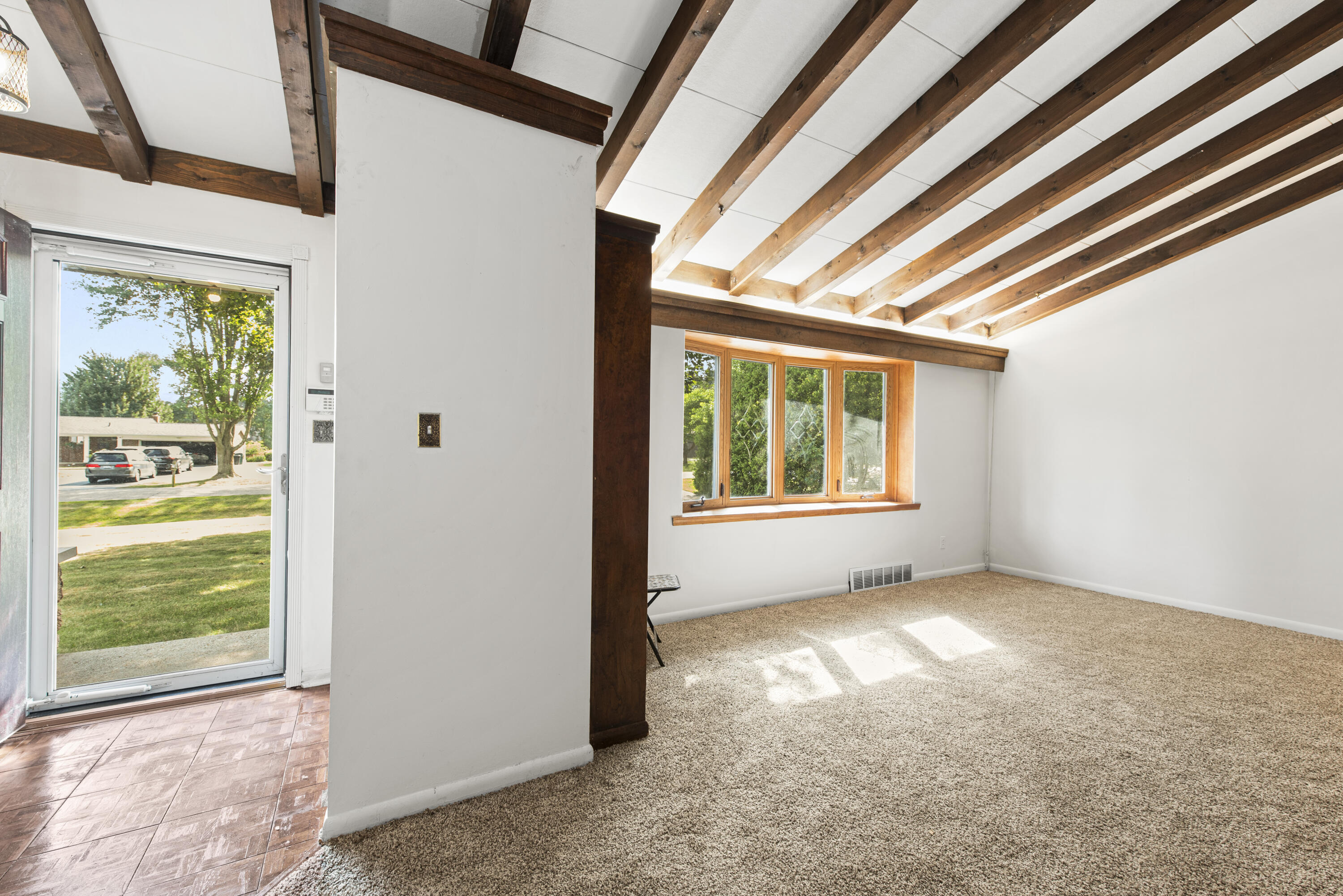 Property Photo: 219 Ottawa Drive MI 48085