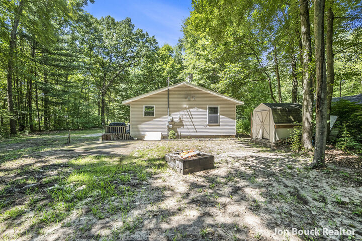 Property Photo:  898 S Woodside Drive  MI 49349 
