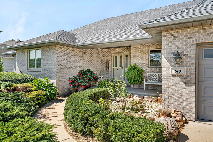 Property Photo:  310 Fairway Drive  IL 60935 