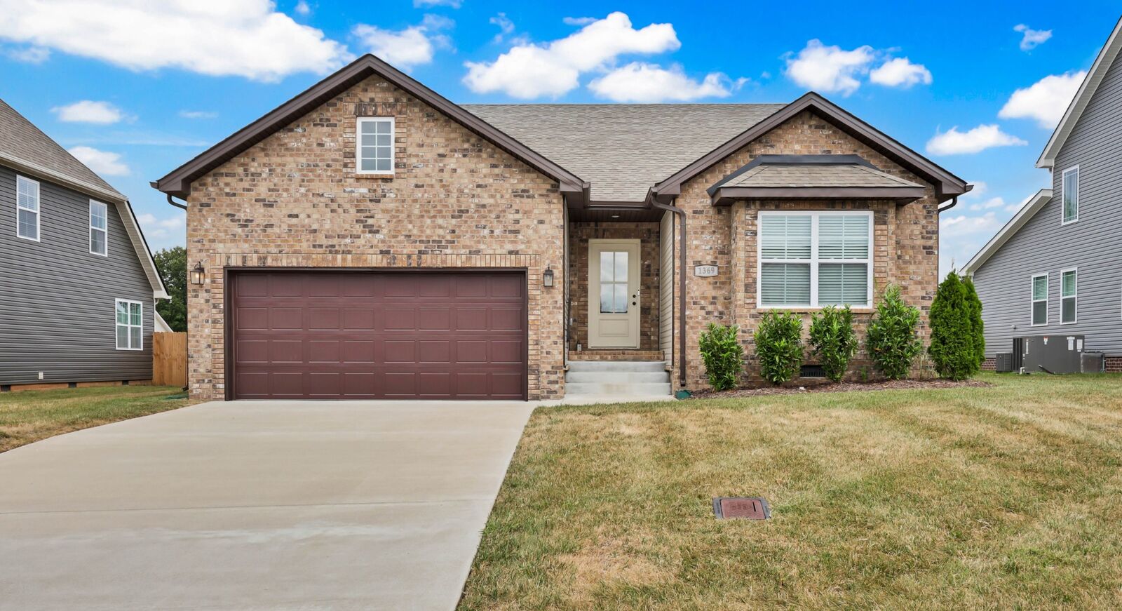 Property Photo:  1369 Harmon Ln  TN 37042 