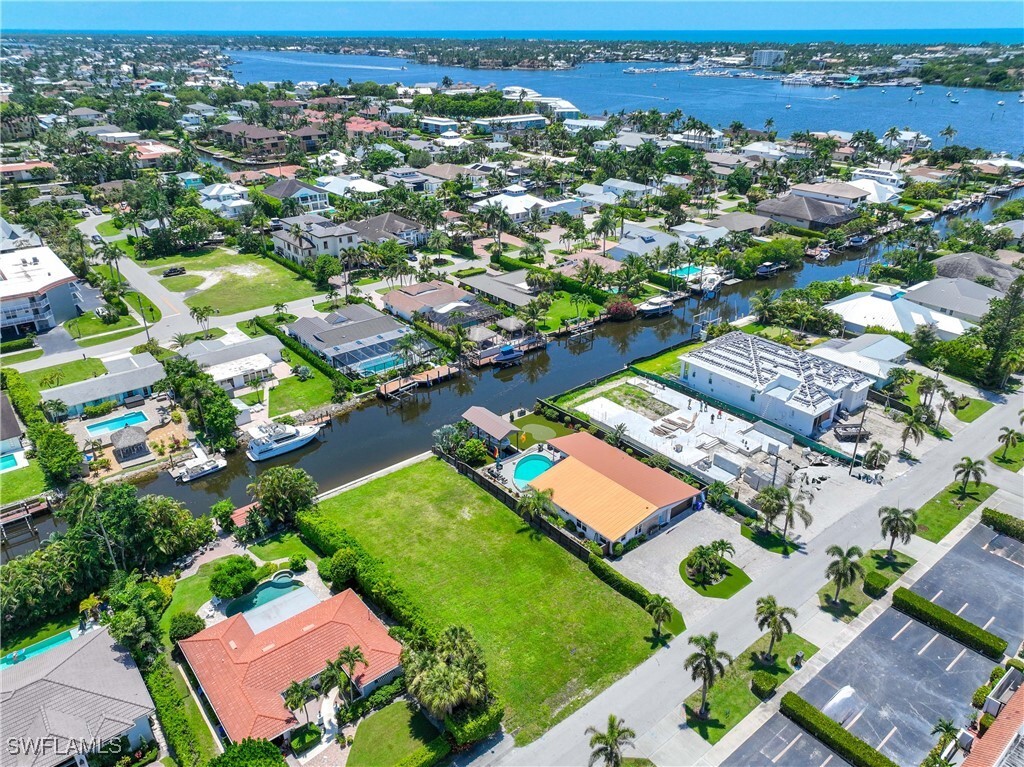 Property Photo:  1598 Curlew Avenue  FL 34102 