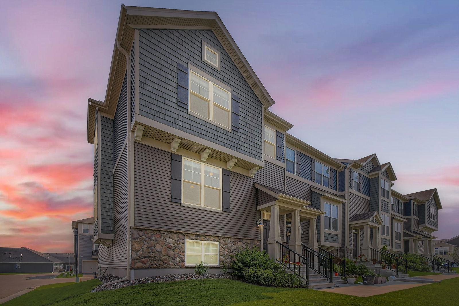 Property Photo:  7582 38th Street N  MN 55128 