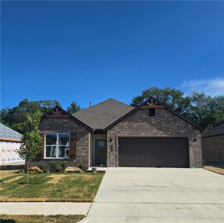 Property Photo: 401 Hondo Street AR 72761