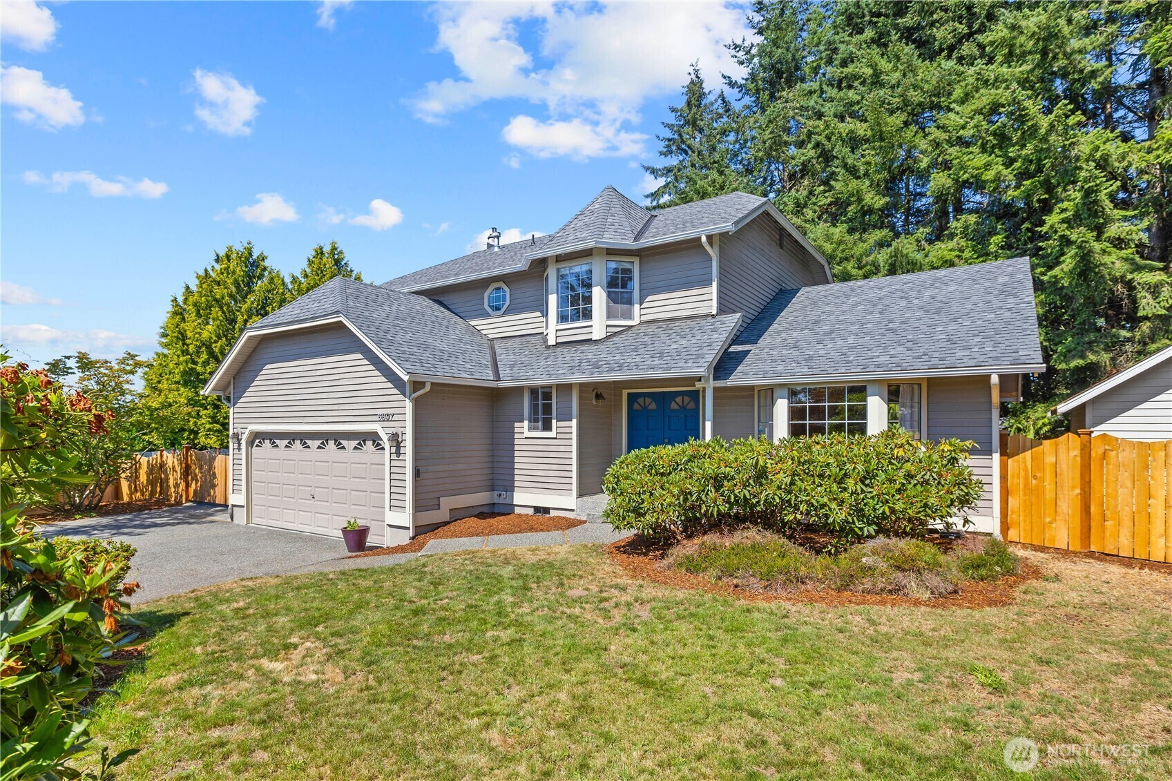 6807  185th Street SW  Lynnwood WA 98037 photo