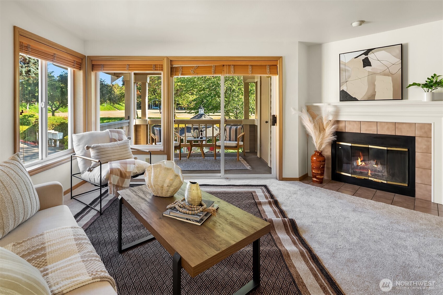 Property Photo:  432  3rd Avenue S B206  WA 98020 