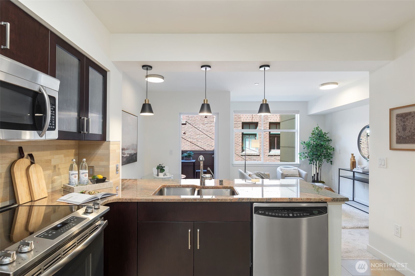 Property Photo:  5450  Leary Avenue NW 443  WA 98107 
