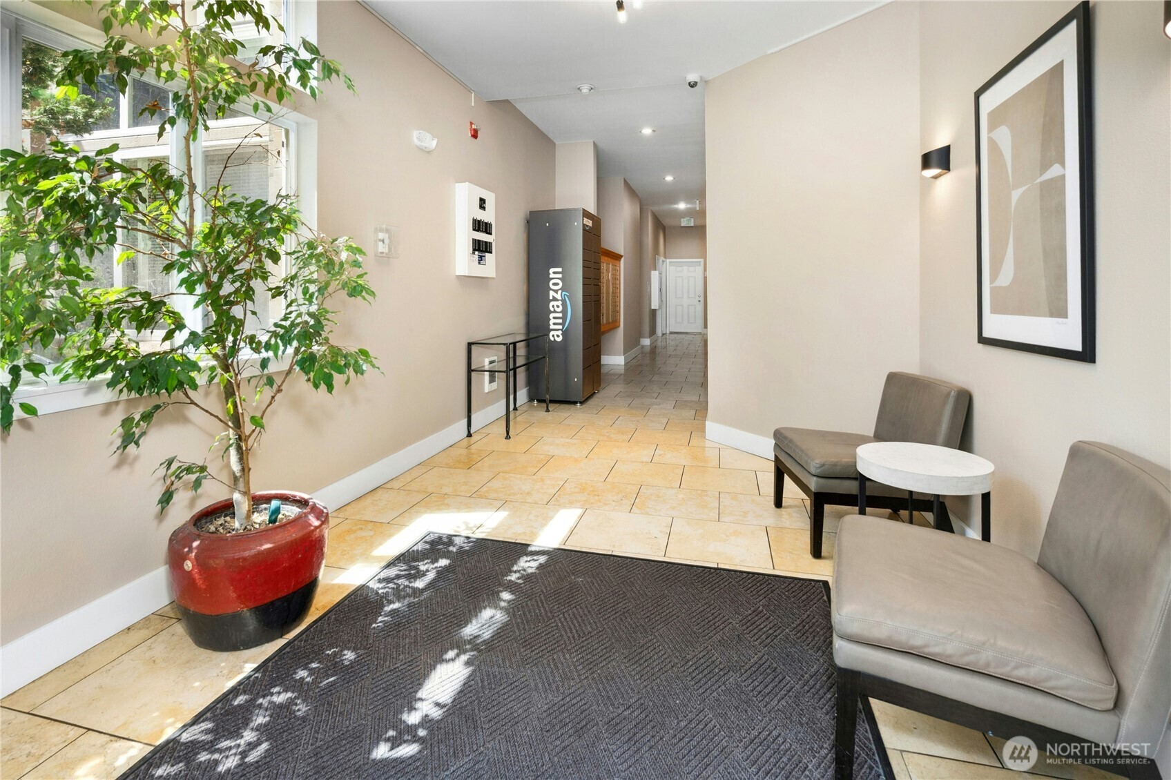 Property Photo: 231 Belmont Avenue E 310 WA 98102