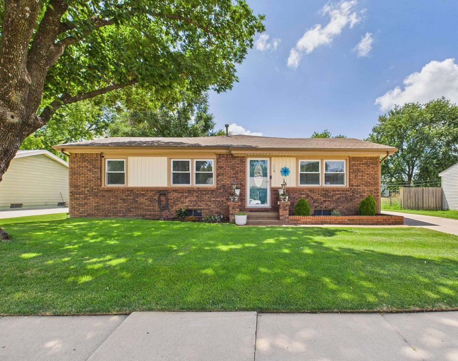 Property Photo: 219 N McComas St KS 67203
