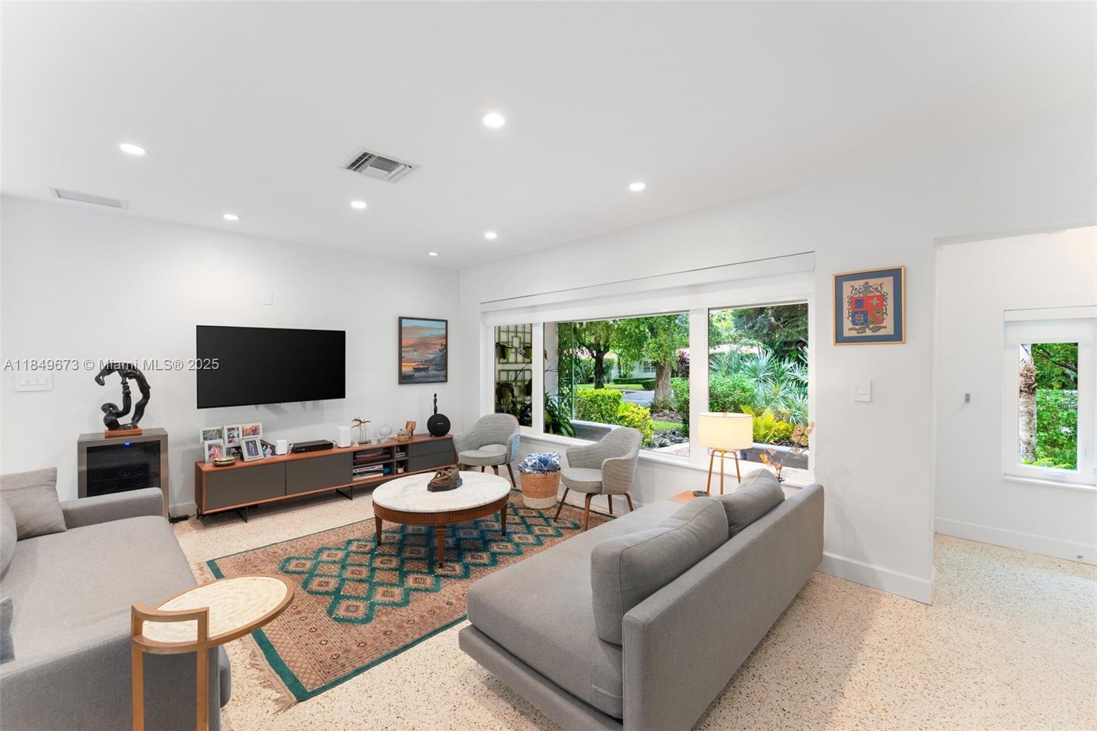 Property Photo:  415 Garlenda Ave  FL 33146 
