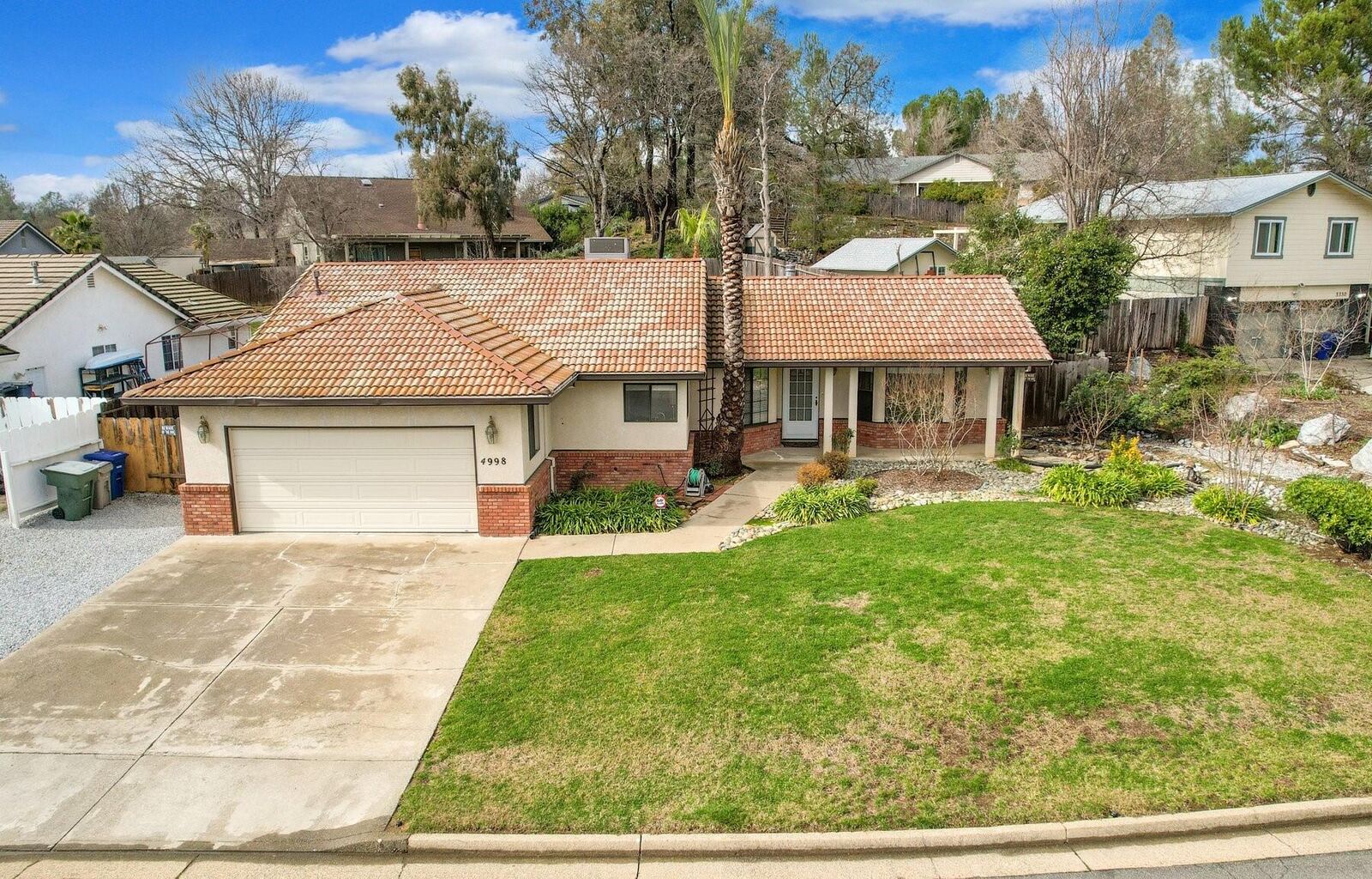 Property Photo: 4998 Terra Linda Way CA 96003