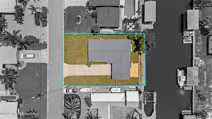 Property Photo:  1635 Davis Drive  FL 32952 
