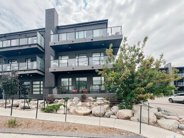 Property Photo: 415 Maningas Bend 216 SK S7W 0T6