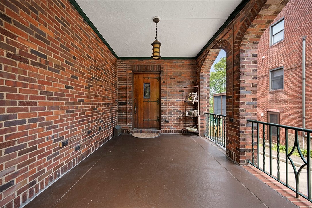 Property Photo: 6819 Reynolds Street PA 15208