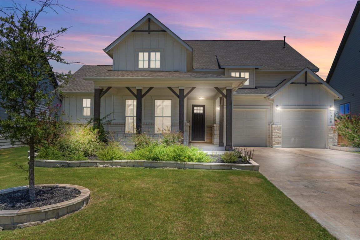 Property Photo: 1708 Hazy Hills Loop TX 78620