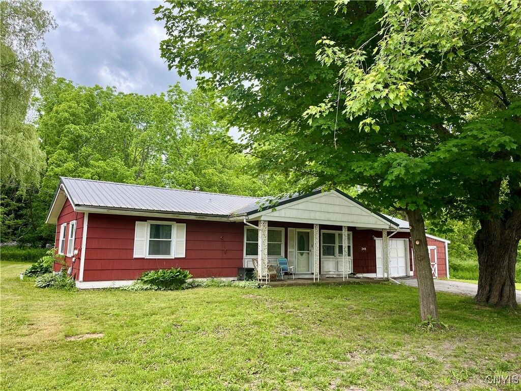 Property Photo:  248 Munger Hill Road  NY 13114 