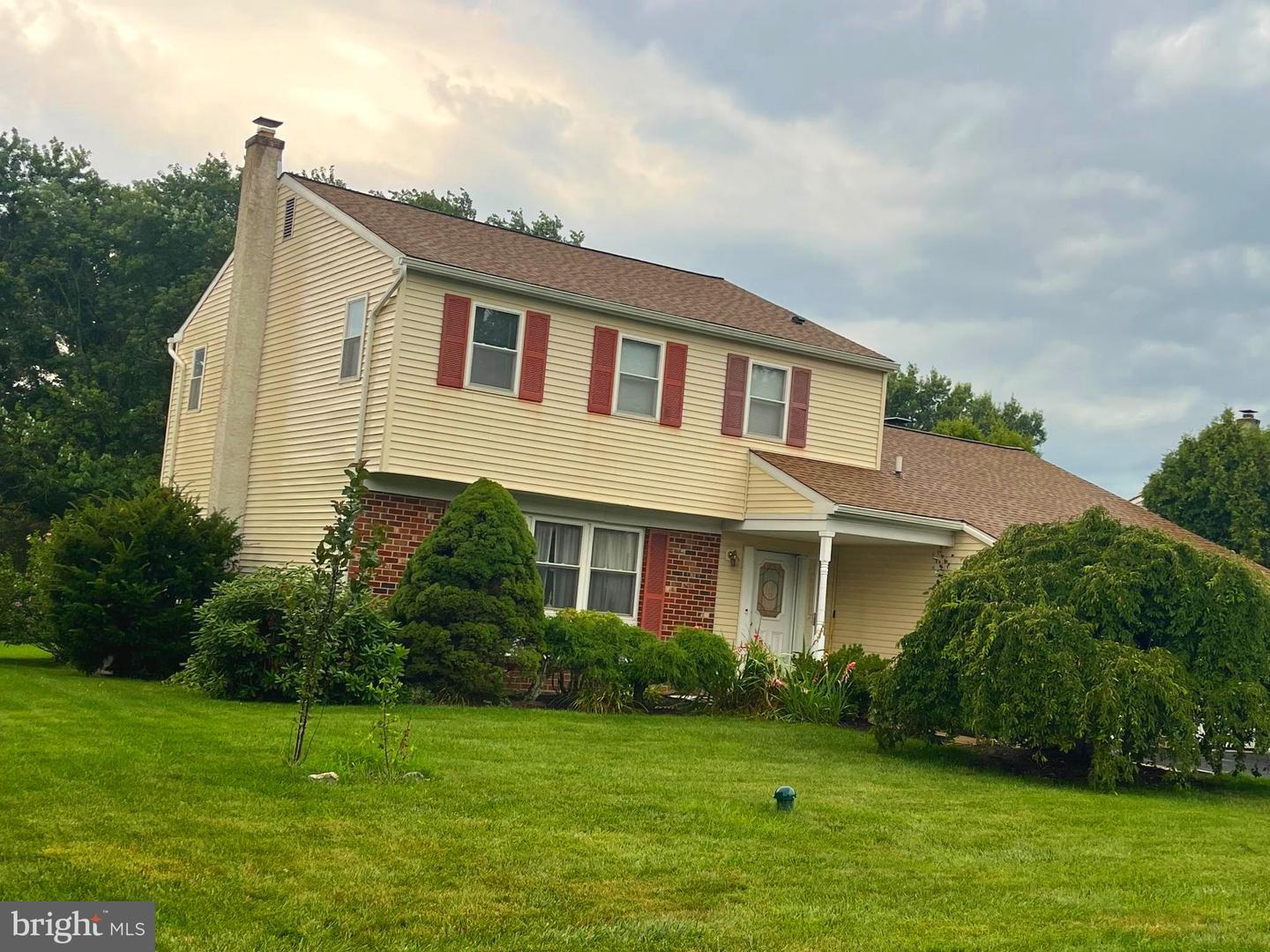 Property Photo:  875 Laurel Lane  PA 19438 