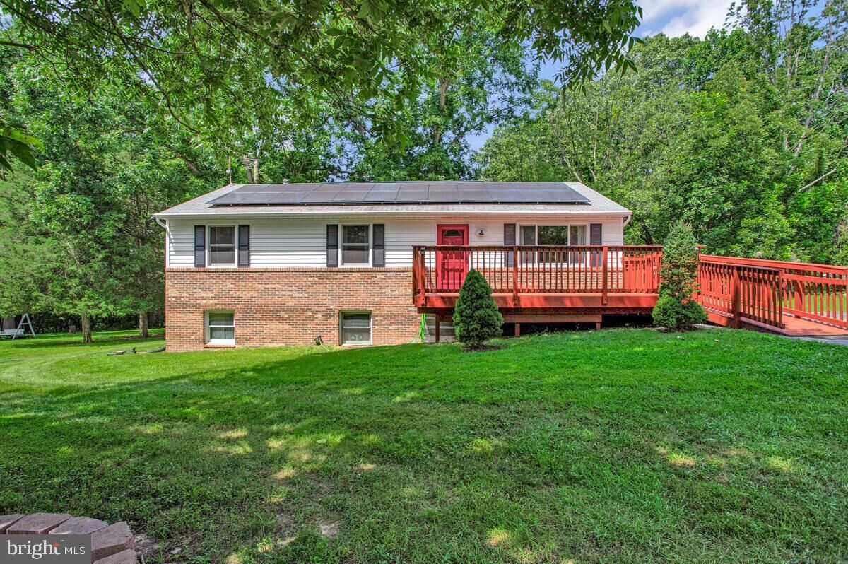 Property Photo: 35 Walton Road MD 20639