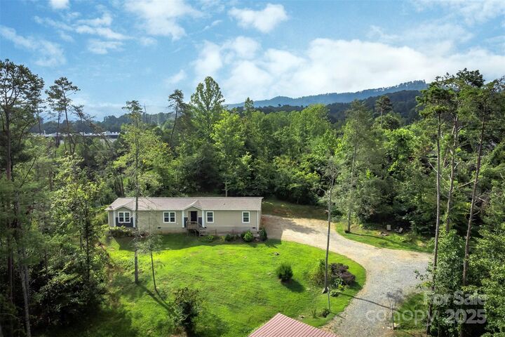 31 S Haven Road  Asheville NC 28804 photo