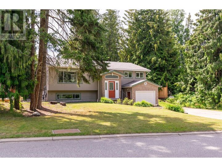2580 1 Avenue Northeast  Salmon Arm BC V1E 2A7 photo