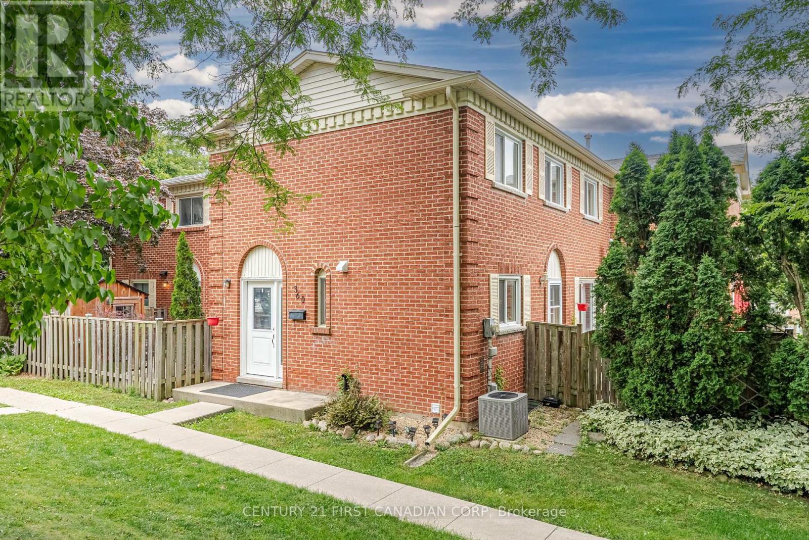 Property Photo: 360 Homestead Court 8 ON N6G 2E9