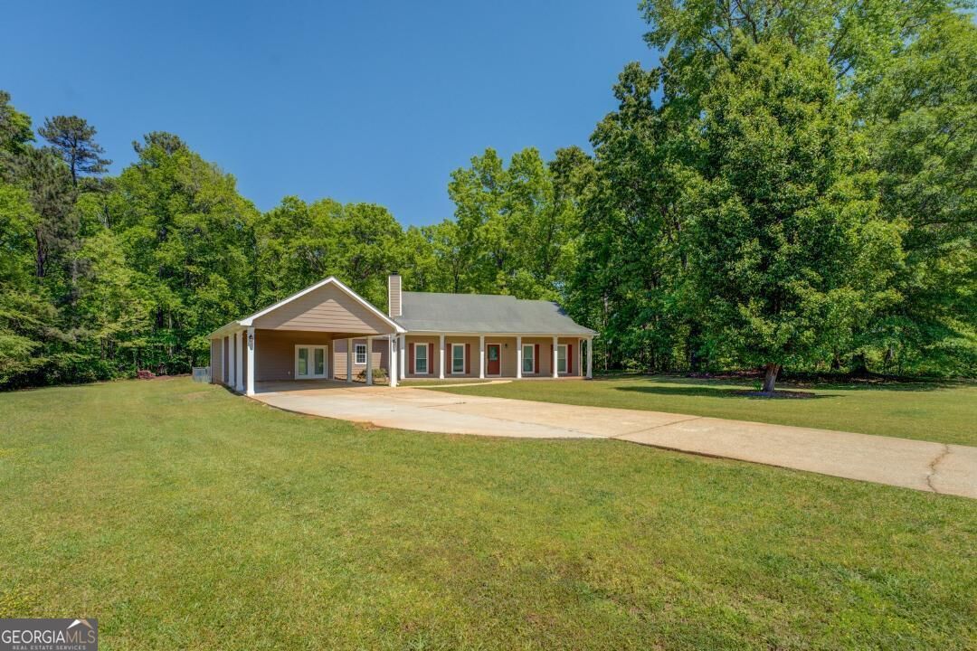 Property Photo:  70 Graystone Drive  GA 30014 