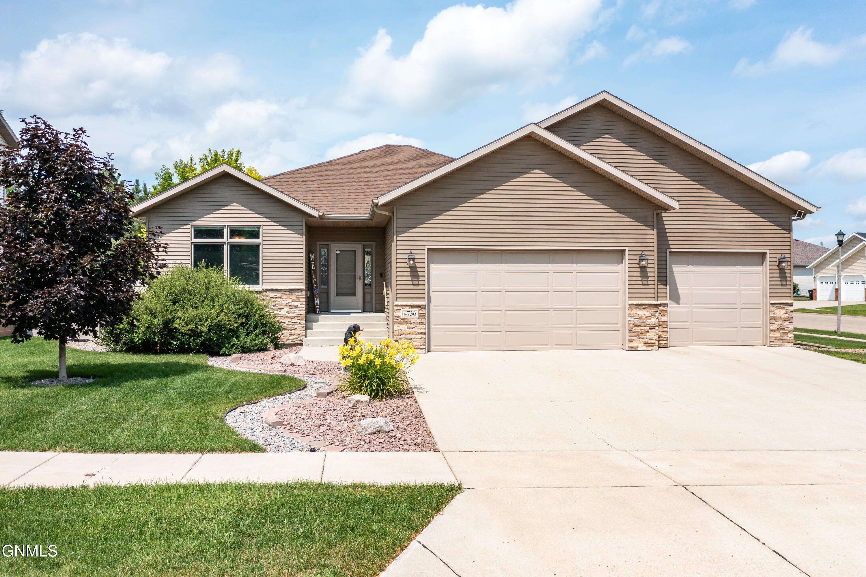 4736 Feldspar Drive  Bismarck ND 58503 photo